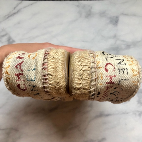 CHANEL Espadrilles in Graffiti with Black Toe RARE - Picture 5 of 16